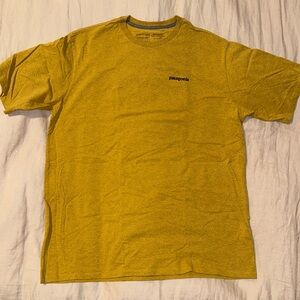 Patagonia men’s t-shirt size XL